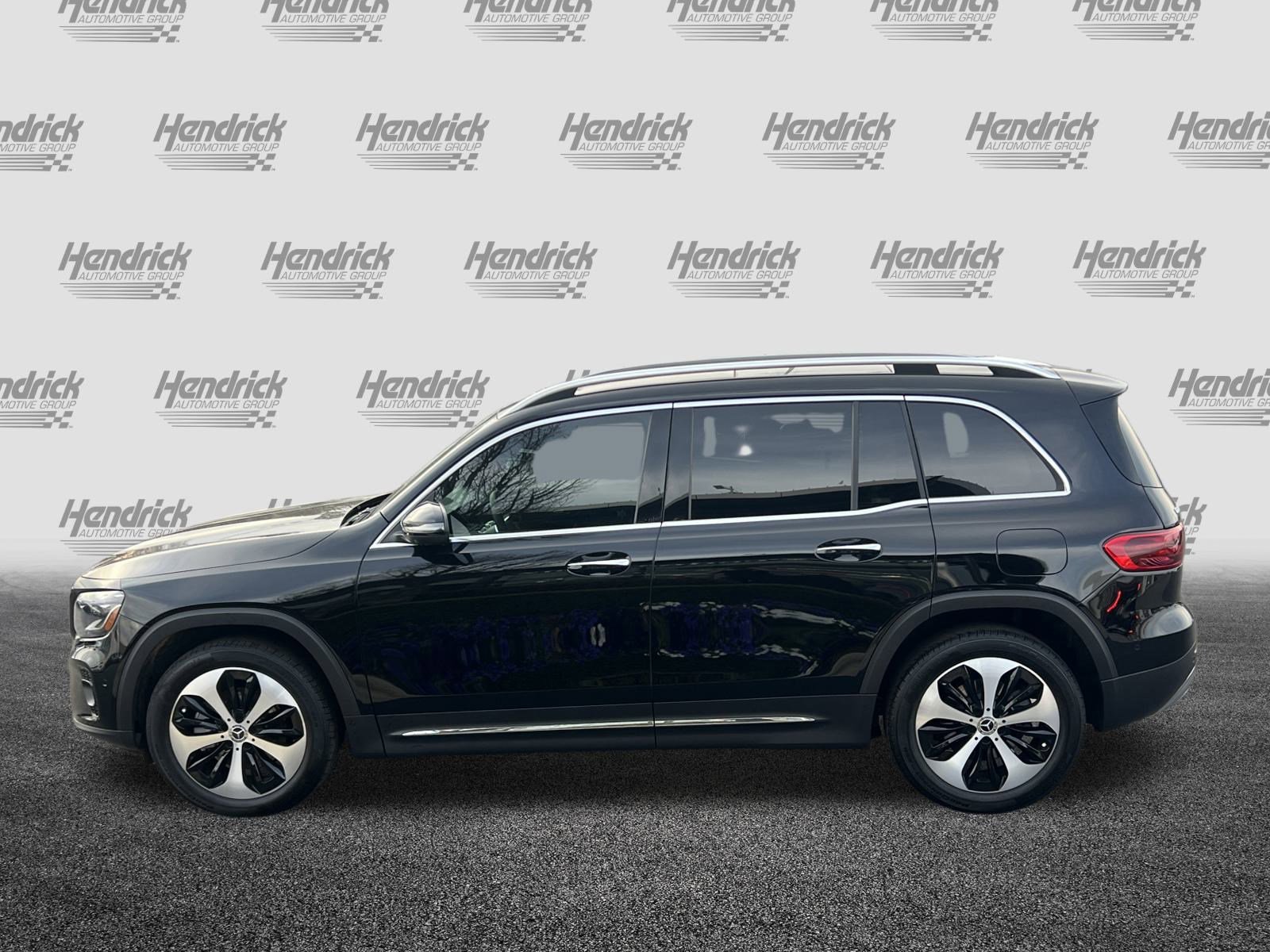 Certified 2025 Mercedes-Benz GLB 250 image 7