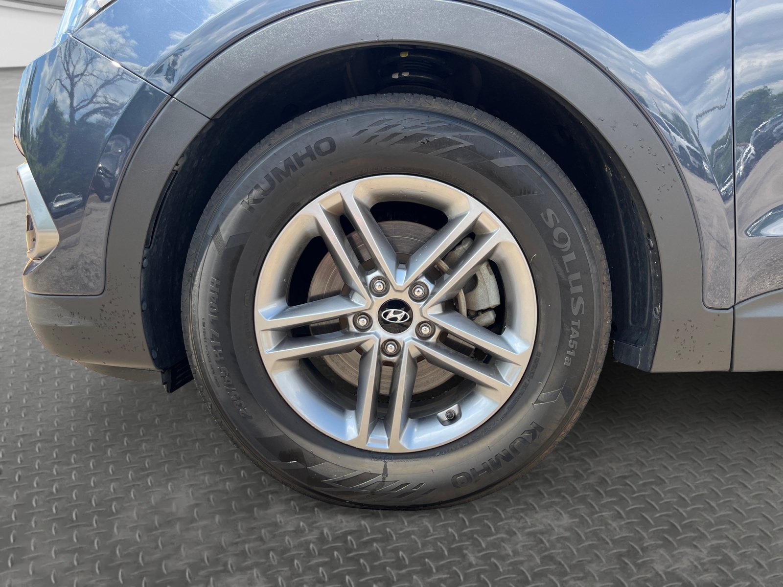 Used 2018 Hyundai Santa Fe Sport w/ 2.4L Value Package 02 FWD image 18