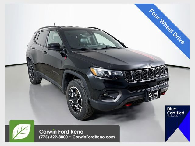 Used 2024 Jeep Compass Trailhawk AWD/4WD image 1