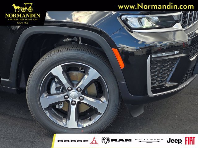 New 2026 Jeep Grand Cherokee L Limited AWD/4WD image 3