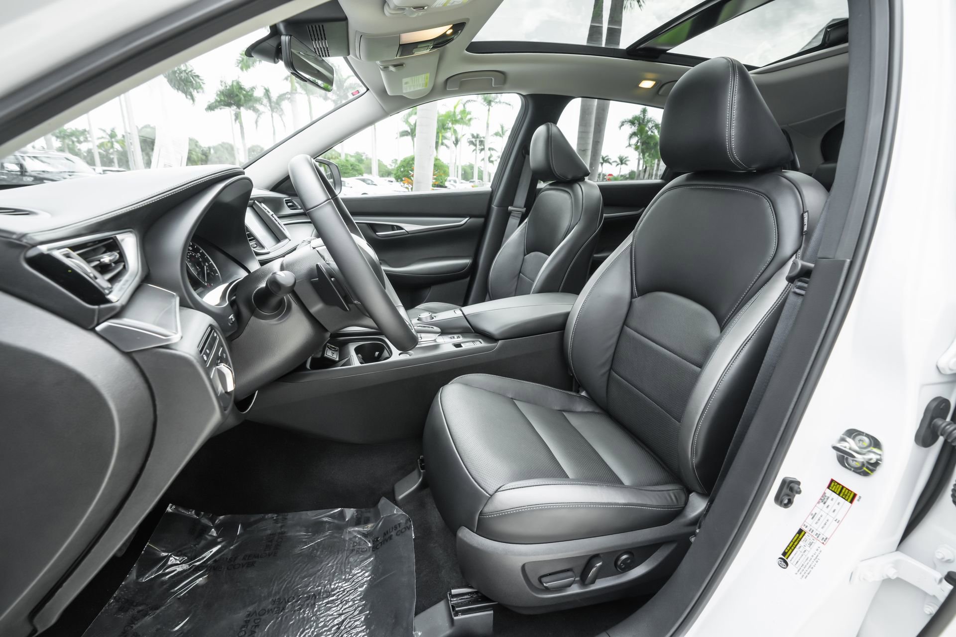 Used 2025 INFINITI QX50 Luxe image 10