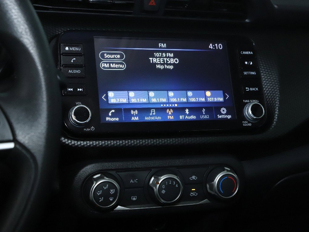 Certified 2023 Nissan Kicks SV image 25