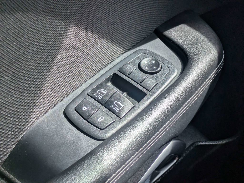 Used 2019 Dodge Challenger R/T Scat Pack RWD image 21