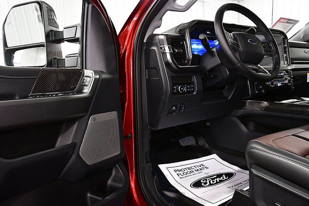New 2025 Ford F250 Lariat w/ Lariat Ultimate Package AWD/4WD image 18