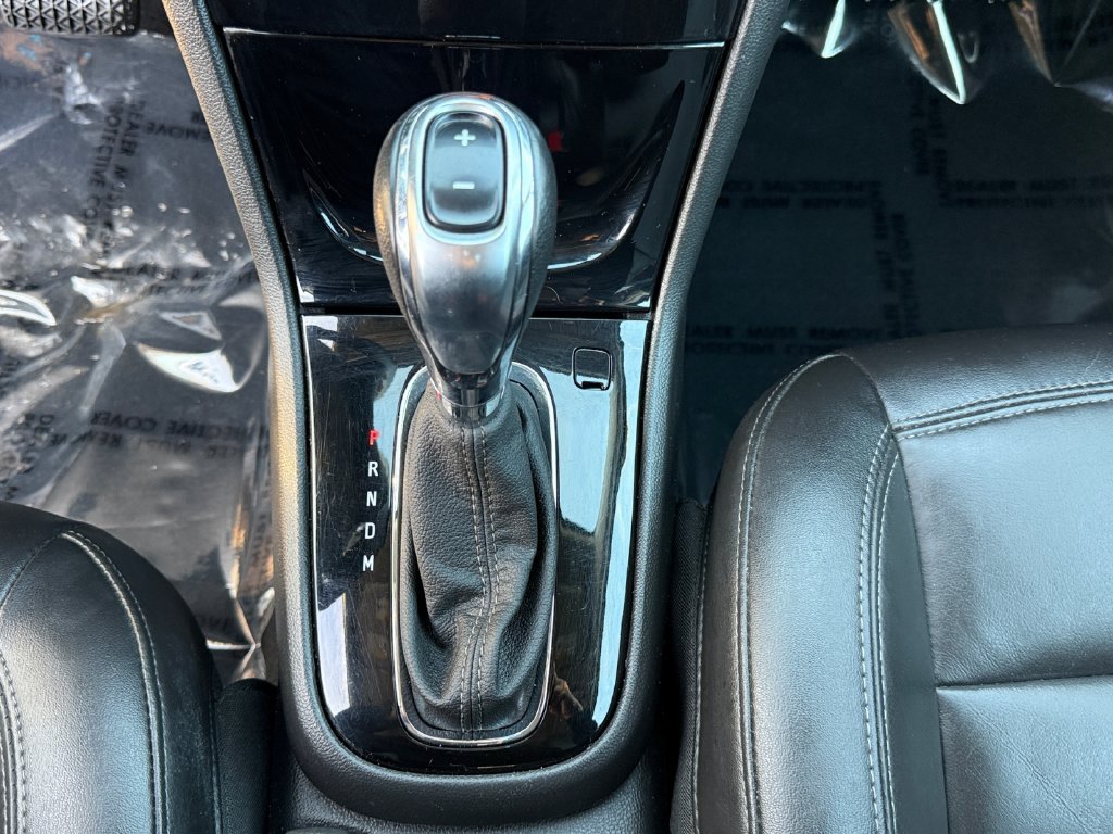 Used 2019 Buick Encore Essence w/ Experience Buick Package AWD/4WD image 19