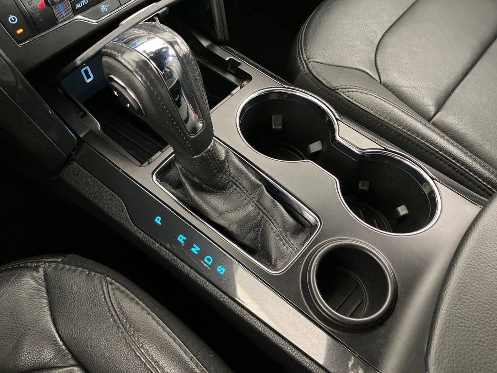 Used 2018 Ford Explorer XLT w/ Equipment Group 202A image 26