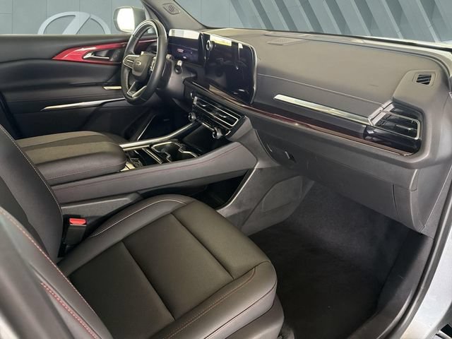 Used 2025 Chevrolet Traverse Z71 w/ Enhanced Driving Package AWD/4WD image 26