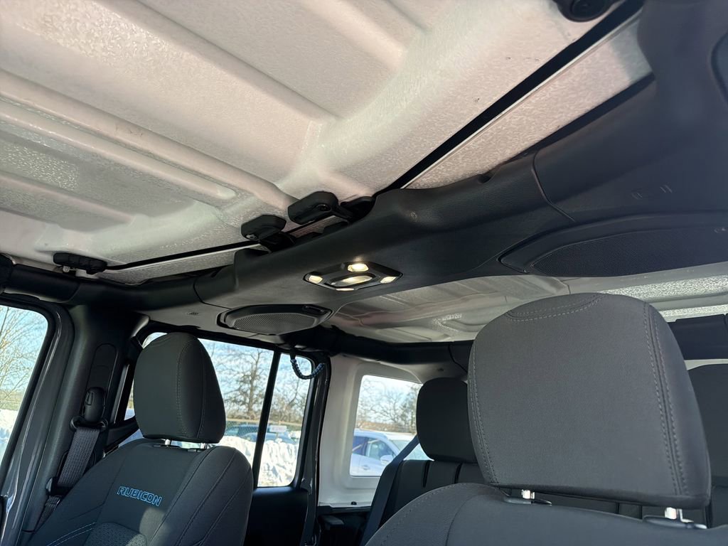 Used 2022 Jeep Wrangler Unlimited Rubicon 4xe w/ Cold Weather Group AWD/4WD image 29