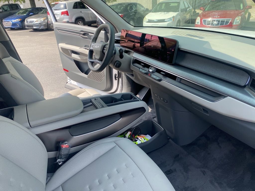 New 2026 Kia EV9 Wind image 18