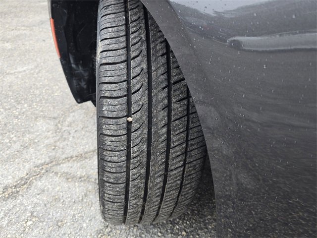 Certified 2019 Chrysler 300 Touring w/ Chrome Appearance Package image 28