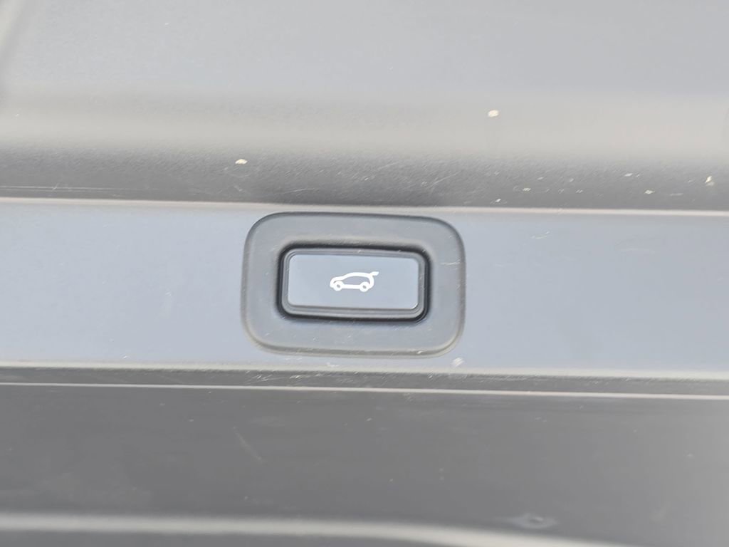 Certified 2023 Land Rover Range Rover SV AWD/4WD image 17