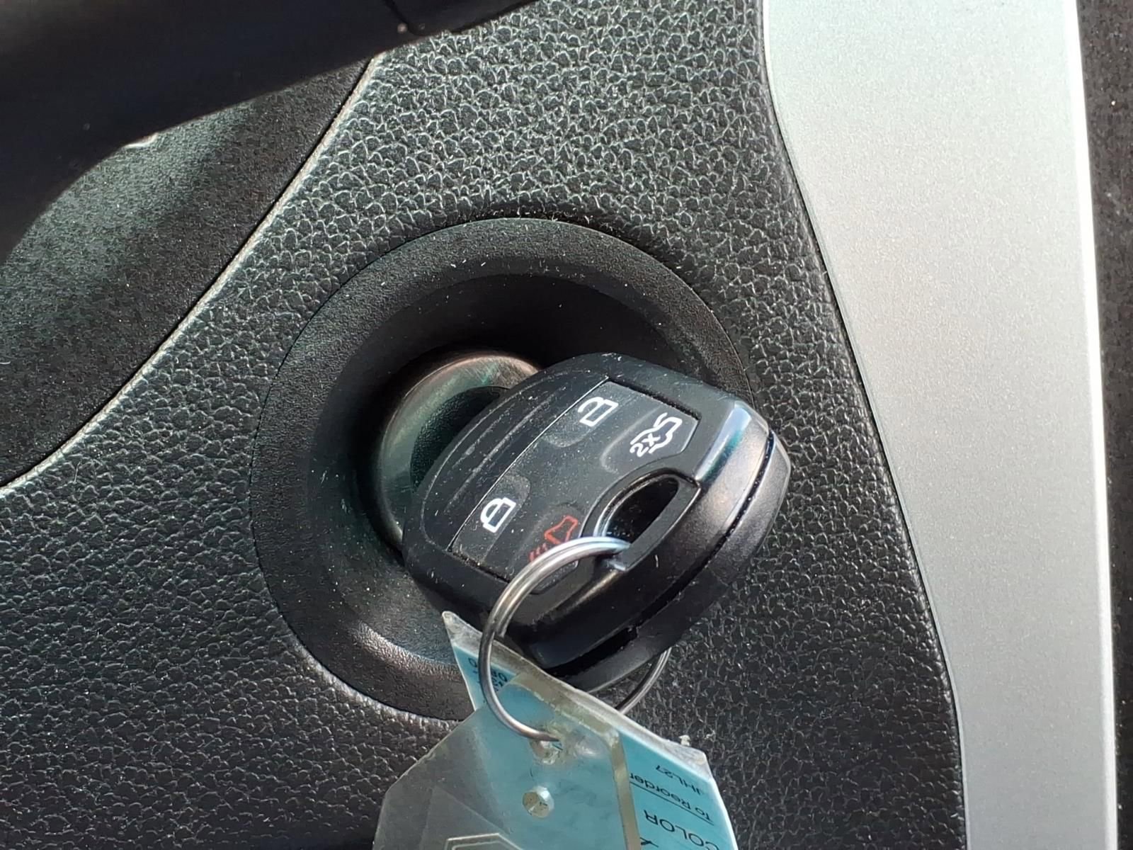 Used 2013 Ford Explorer XLT AWD/4WD image 28