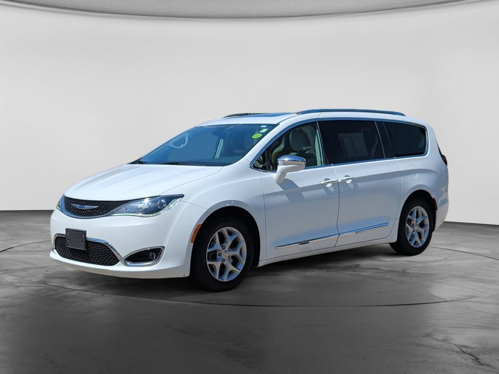 Used 2019 Chrysler Pacifica Limited FWD image 3