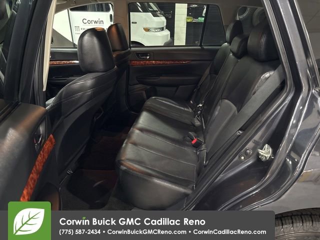 Used 2011 Subaru Outback 3.6R Limited w/ PWR Moonroof Pkg AWD/4WD image 12