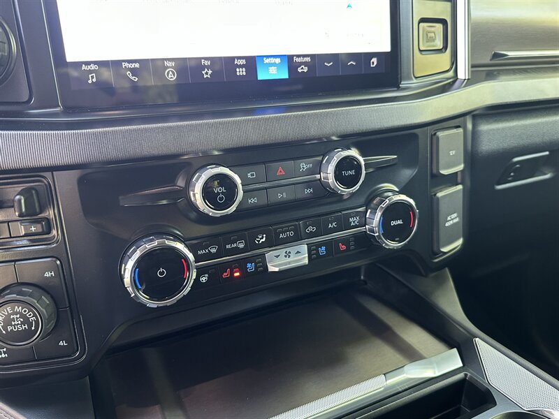 Used 2026 Ford F350 Platinum w/ Tremor Off-Road Package AWD/4WD image 70