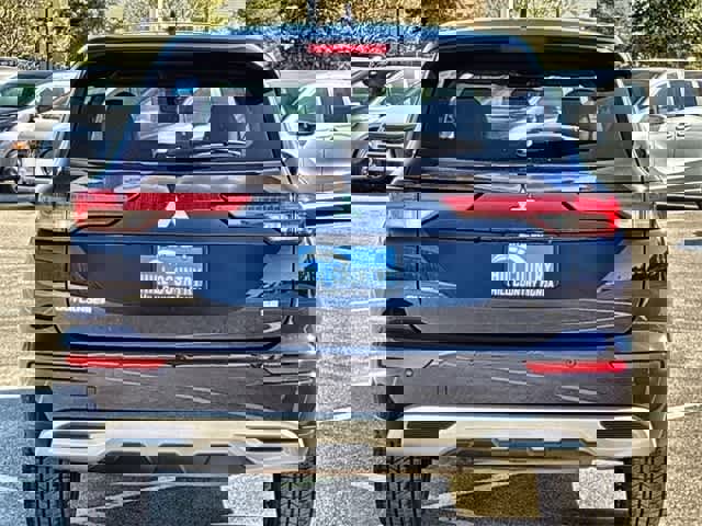 Used 2023 Mitsubishi Outlander SE image 5