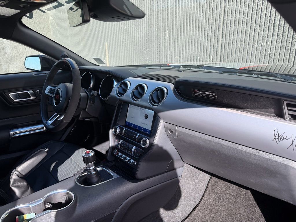 Used 2022 Ford Mustang GT Premium image 18