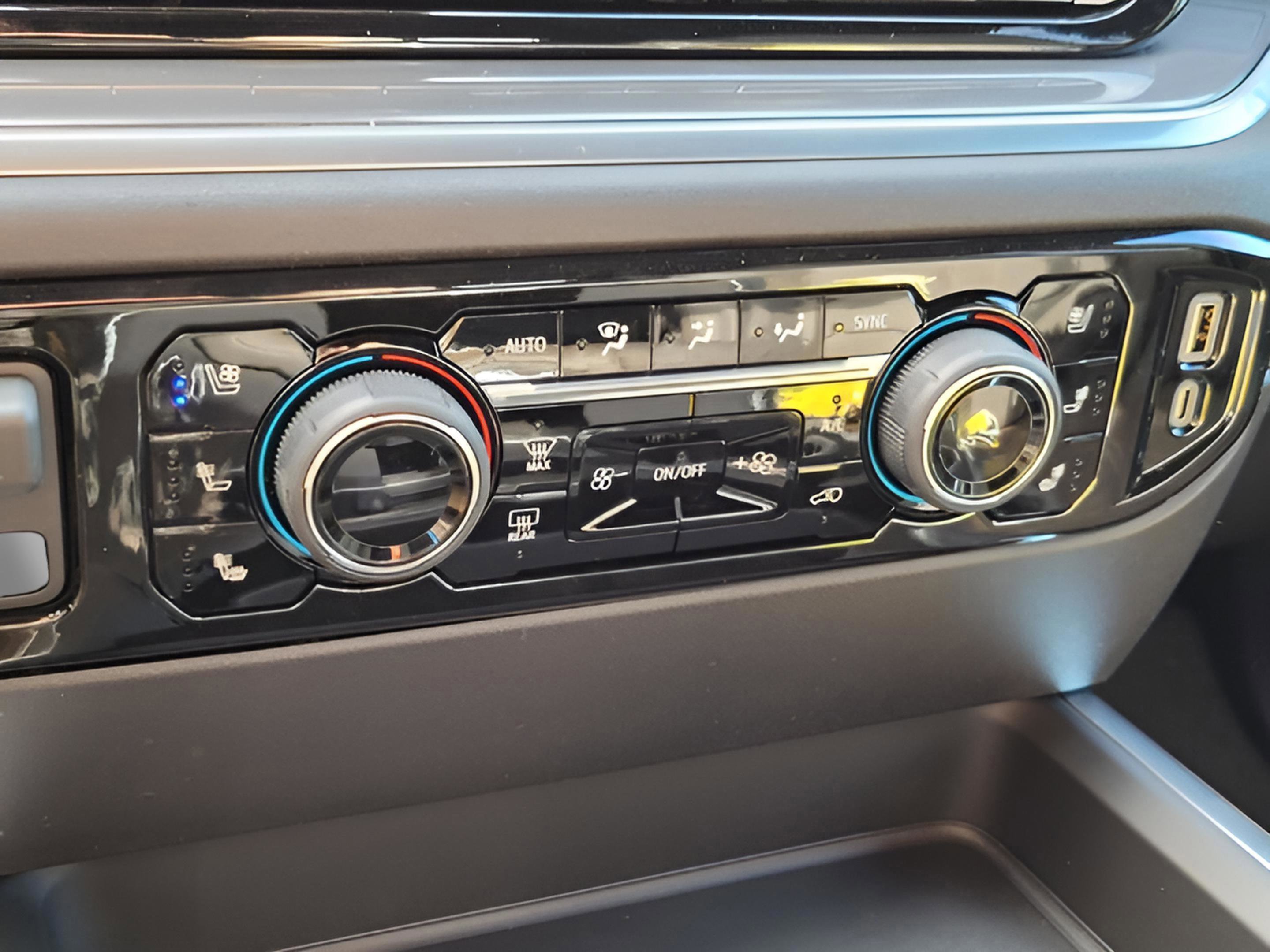 New 2026 Chevrolet Silverado 3500 High Country w/ High Country Premium Package image 12