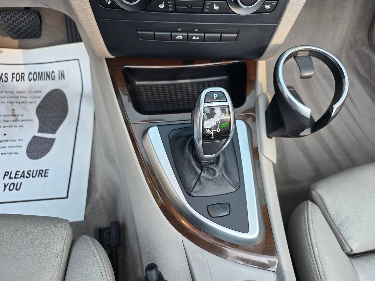 Used 2011 BMW 135i Convertible RWD image 24