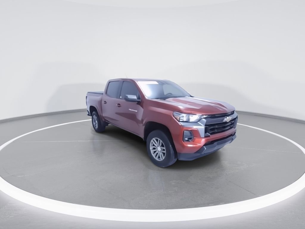 Used 2023 Chevrolet Colorado LT w/ LT Convenience Package AWD/4WD image 3