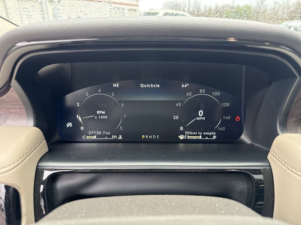 Used 2023 Lincoln Nautilus Reserve w/ Equipment Group 201A image 15