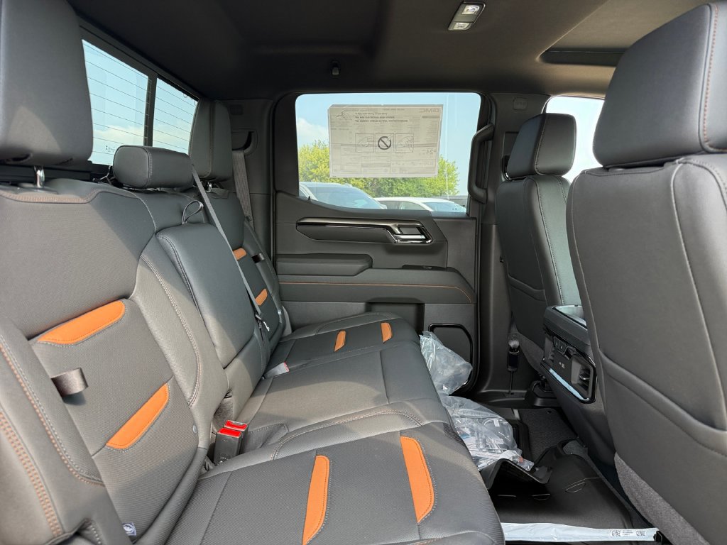 New 2026 GMC Sierra 1500 AT4 w/ AT4 Premium Package AWD/4WD image 34