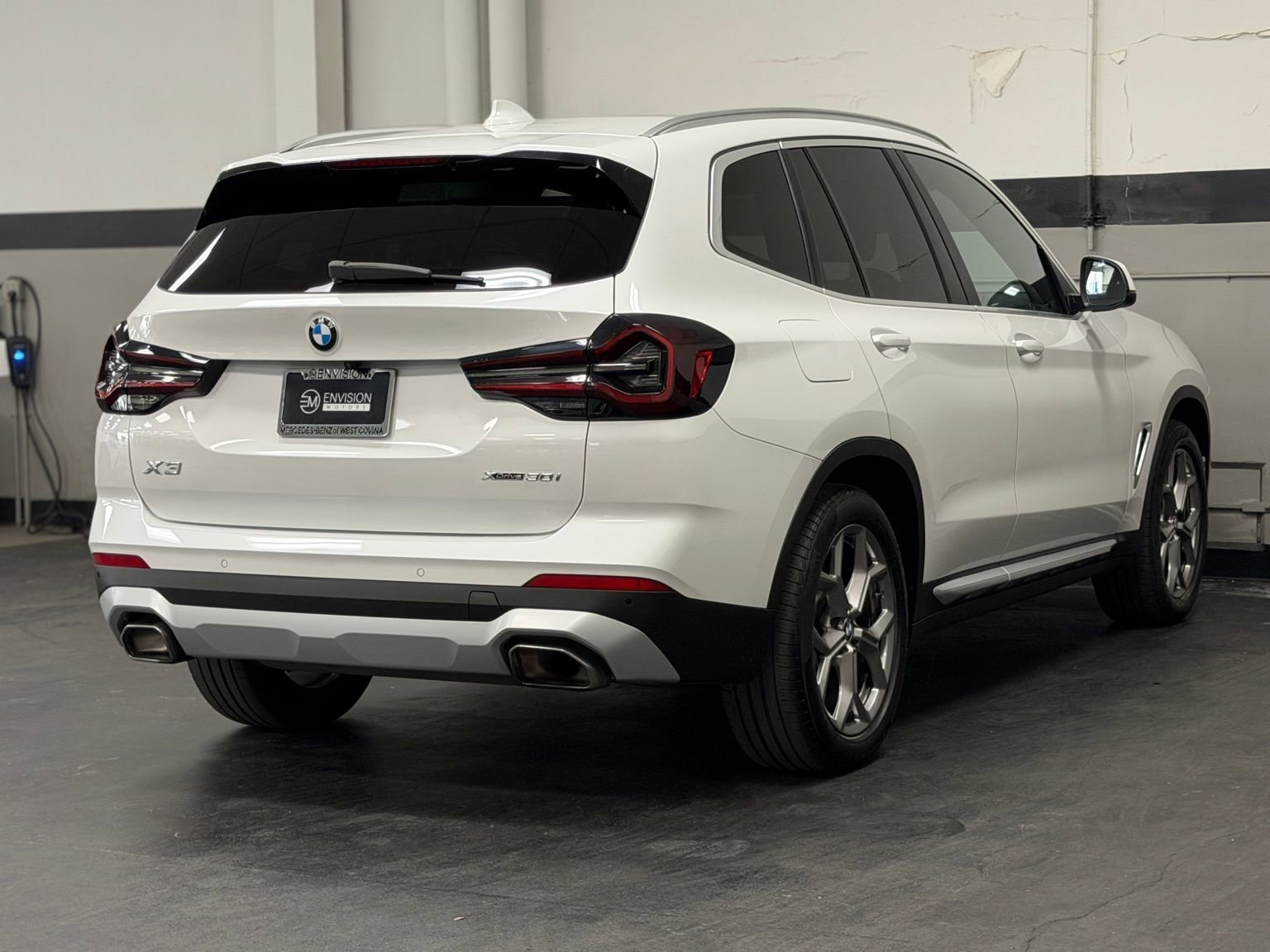 Used 2023 BMW X3 xDrive30i w/ Convenience Package w/ZPA AWD/4WD image 12