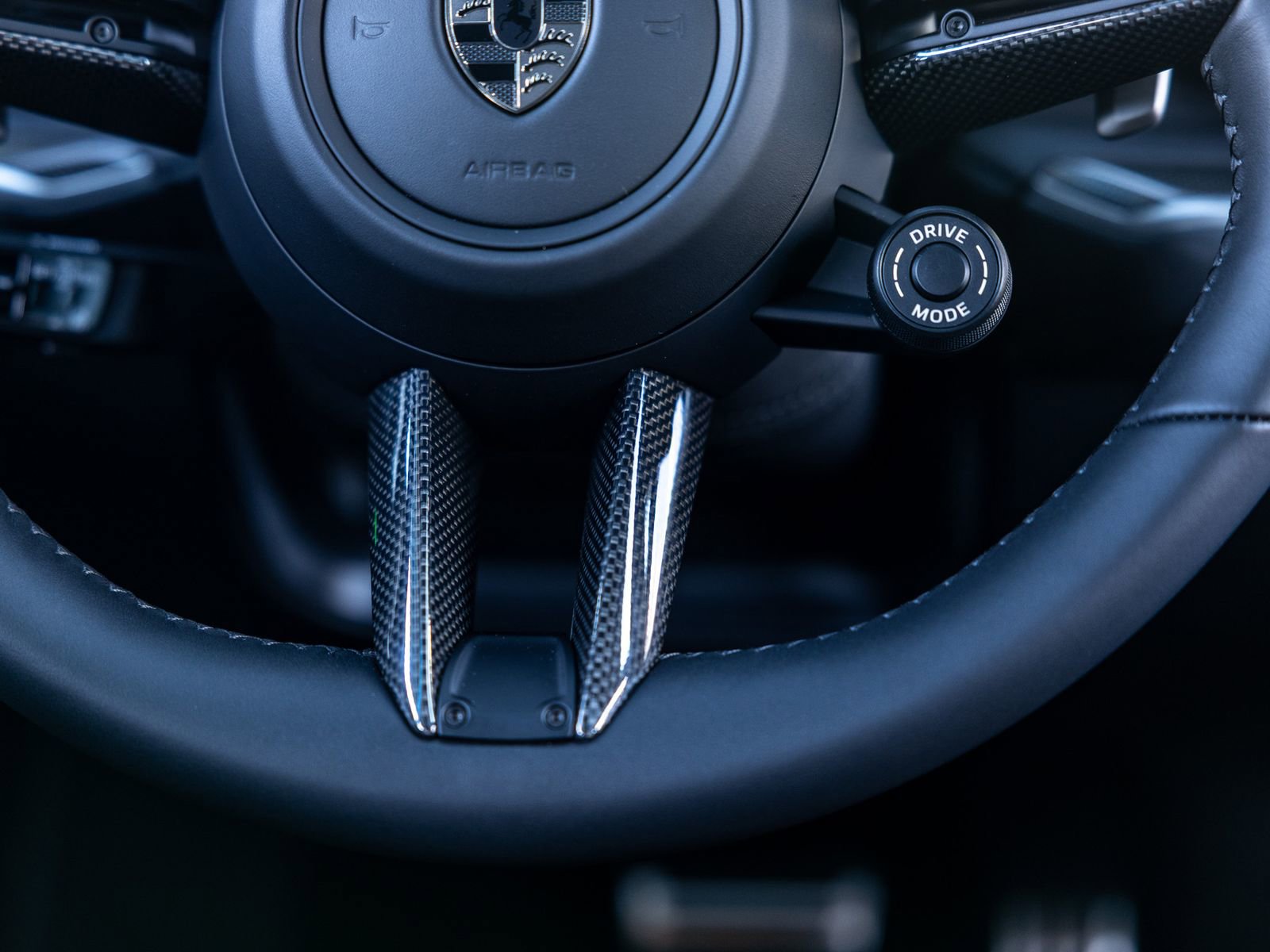 New 2026 Porsche Cayenne Turbo image 51