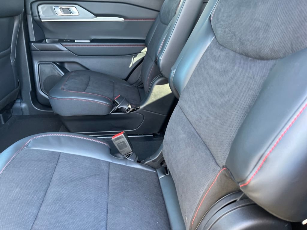 New 2026 Ford Explorer ST image 21