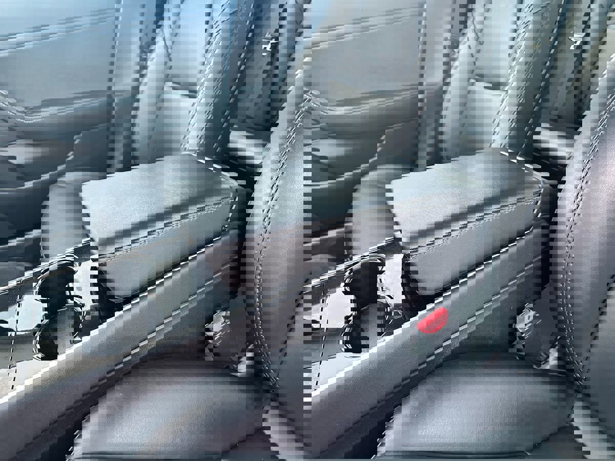 Used 2018 Tesla Model 3 Long Range image 29