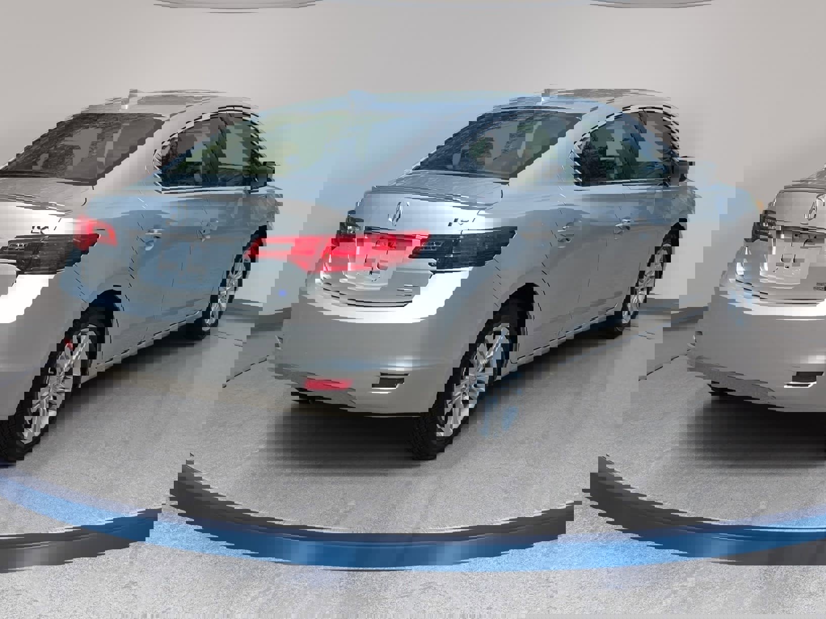 Used 2013 Acura ILX Hybrid w/ Technology Package image 5