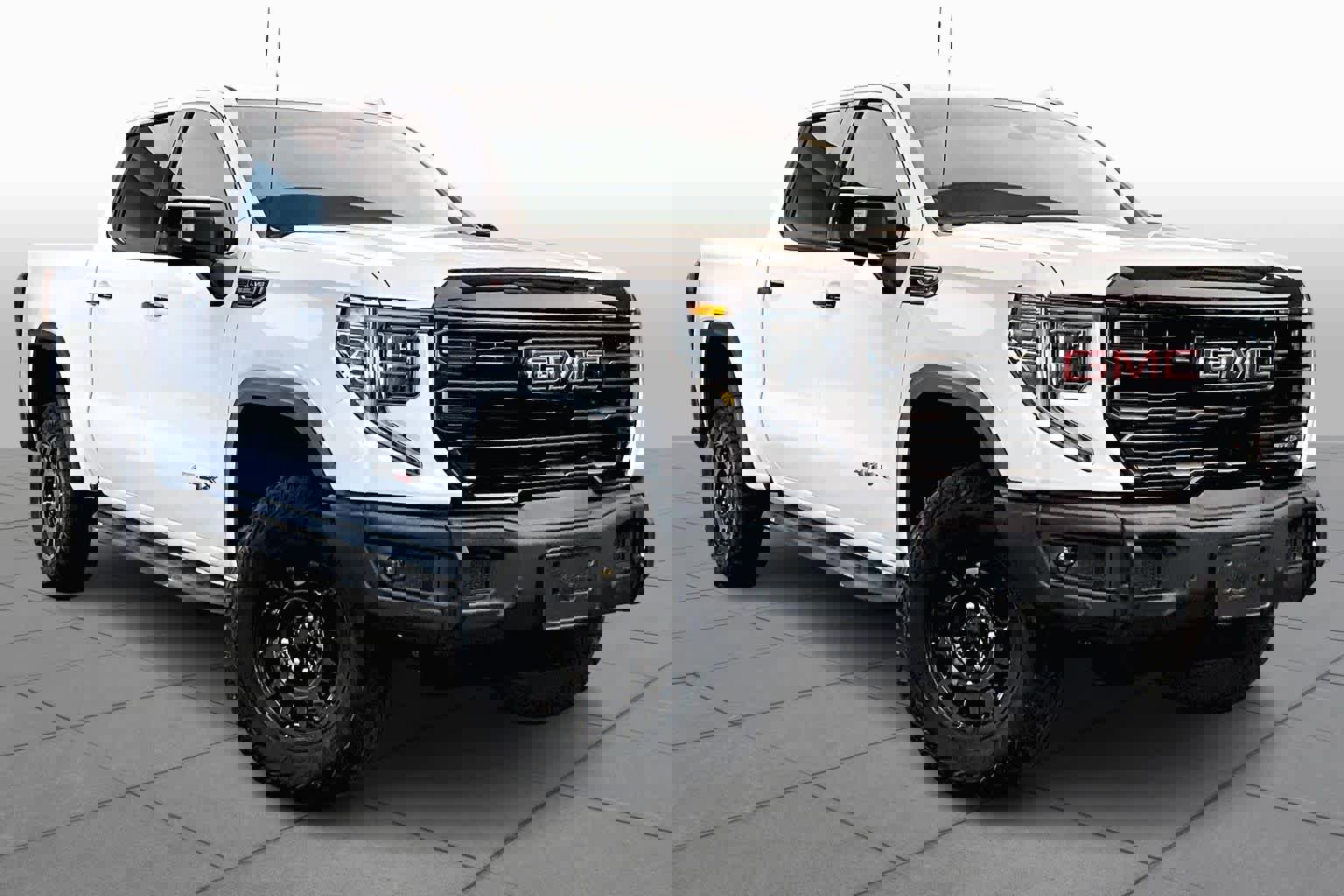 Used 2024 GMC Sierra 1500 AT4X w/ AT4X AEV Edition image 3