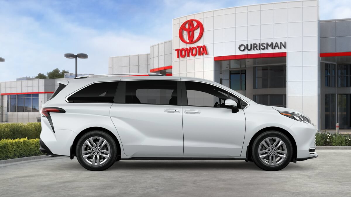 New 2026 Toyota Sienna Limited AWD/4WD image 12