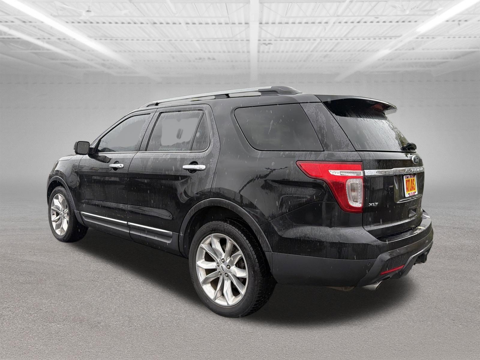 Used 2013 Ford Explorer XLT AWD/4WD image 3