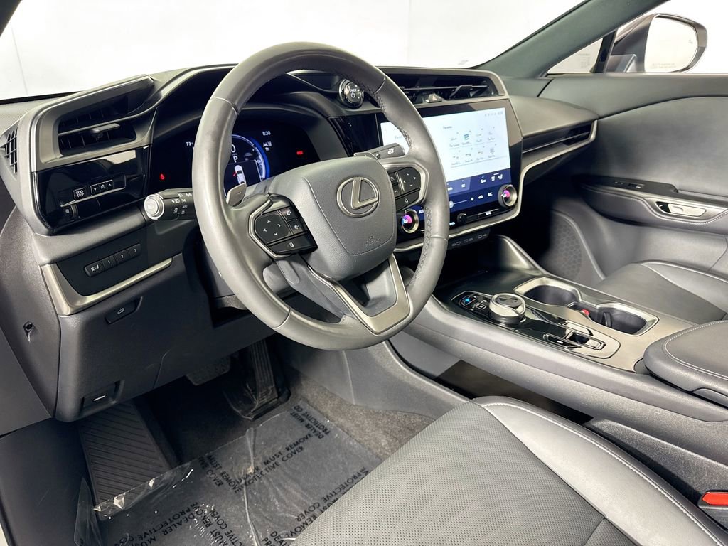 Used 2024 Lexus RZ 300e Premium w/ Technology Package FWD image 9