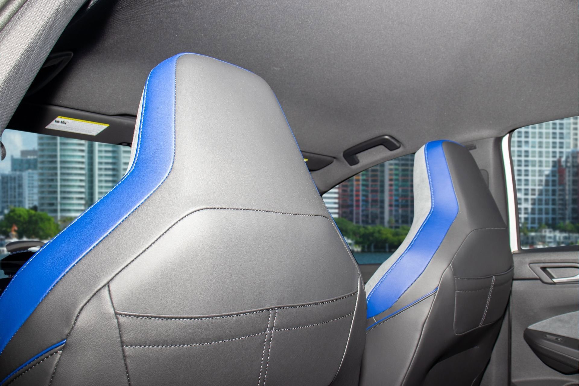 Used 2025 Volkswagen Golf w/ Euro Style Package image 19