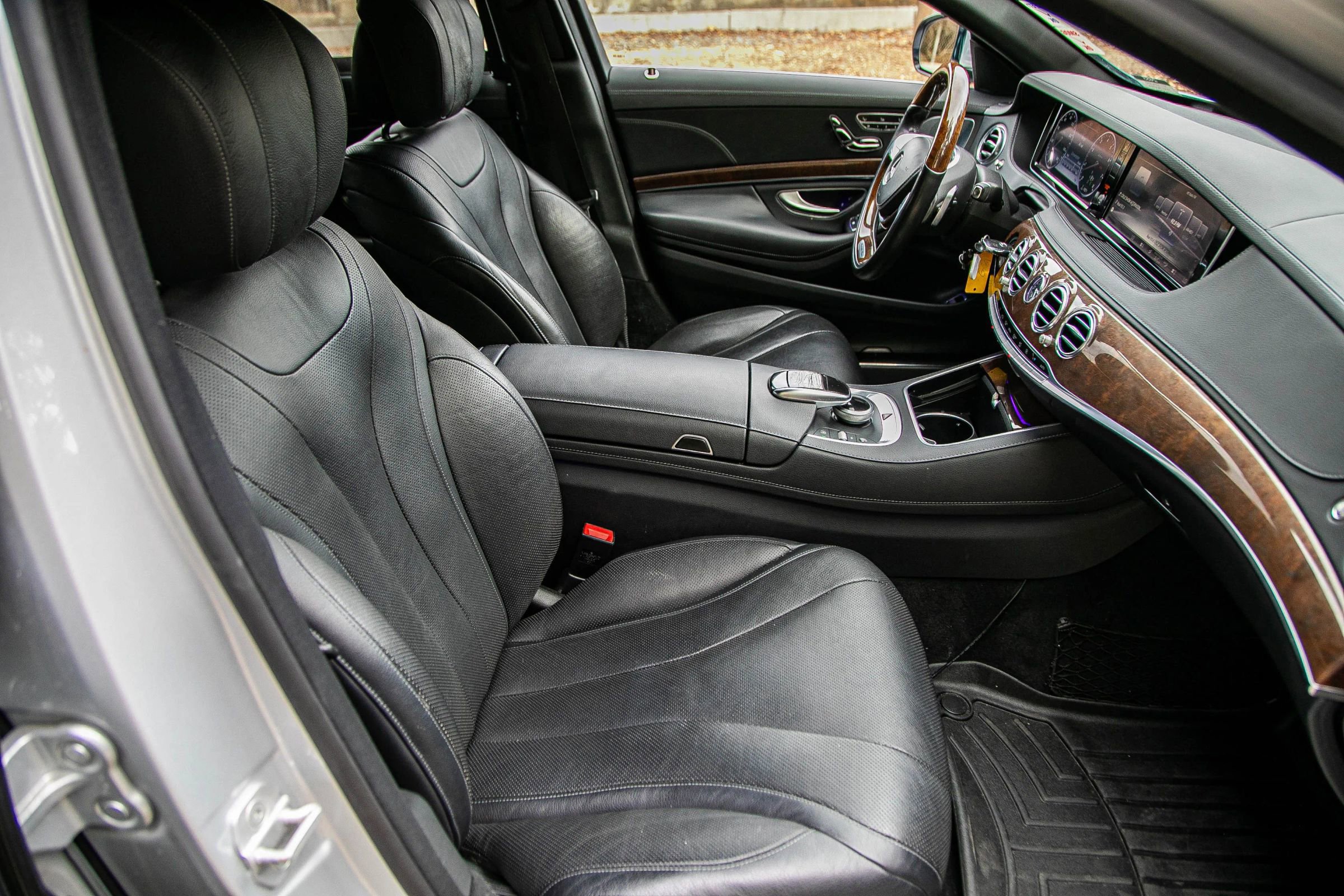 Used 2015 Mercedes-Benz S 550 S 550 Sedan 4D image 25