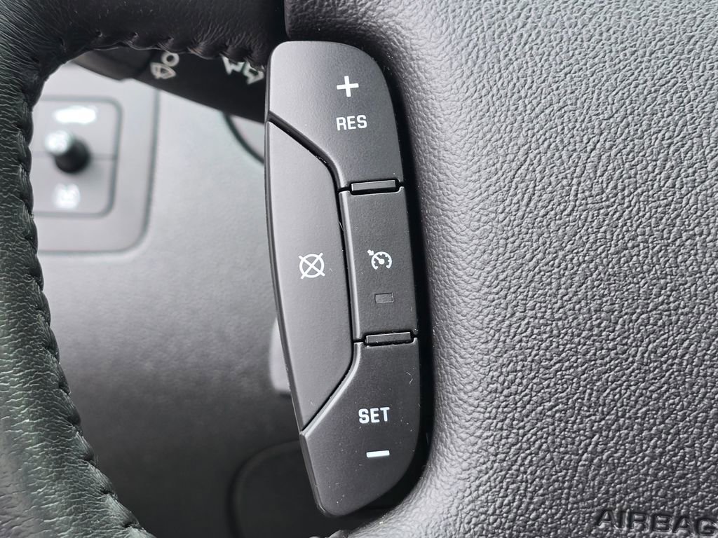 Used 2007 Chevrolet Impala SS w/ Convenience Package FWD image 30