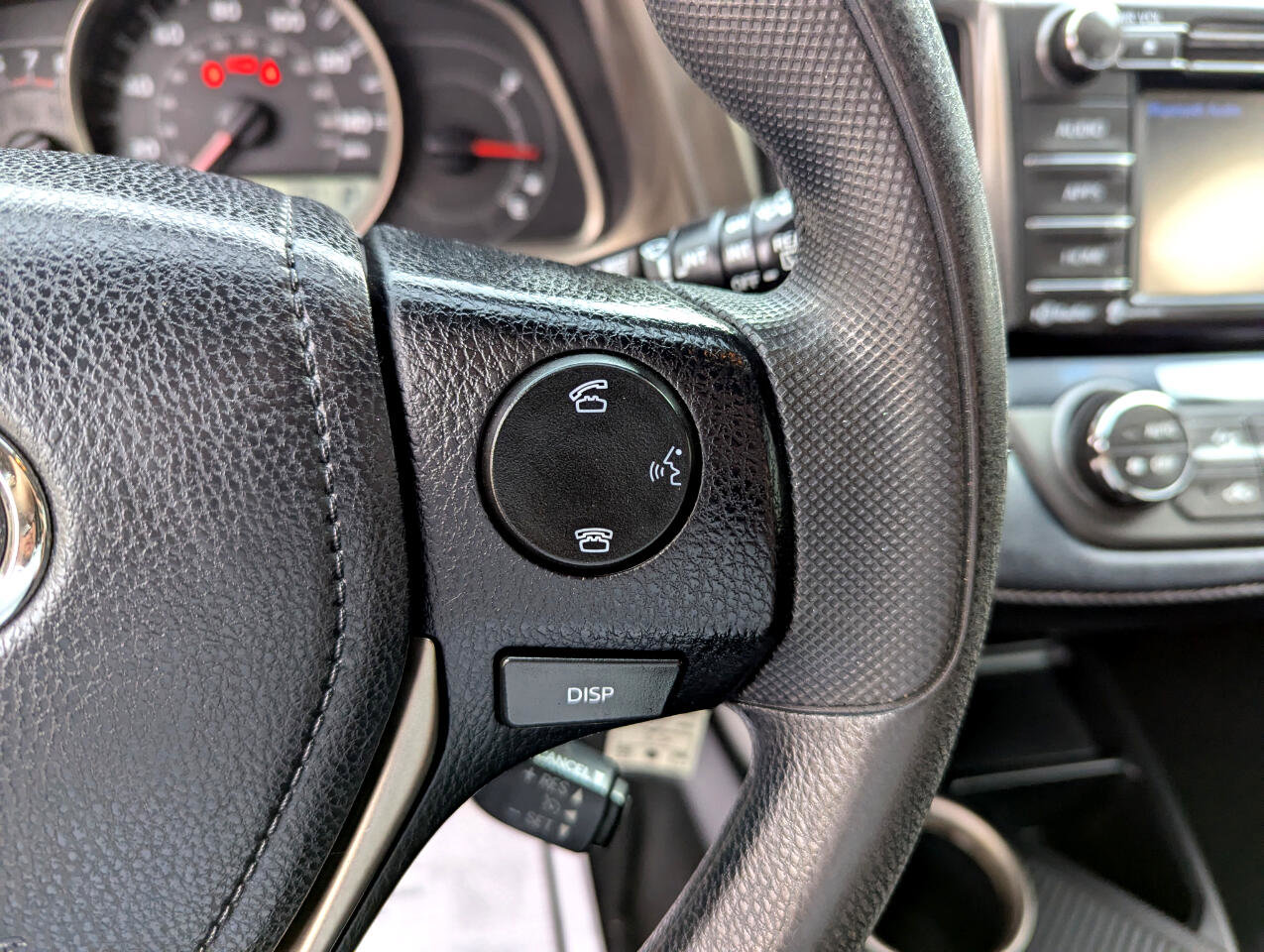 Used 2015 Toyota RAV4 XLE image 17