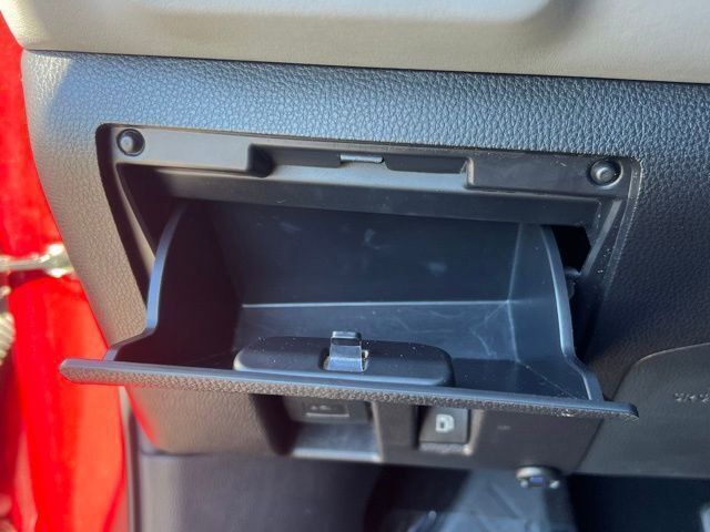 Used 2022 Toyota Highlander XLE image 22