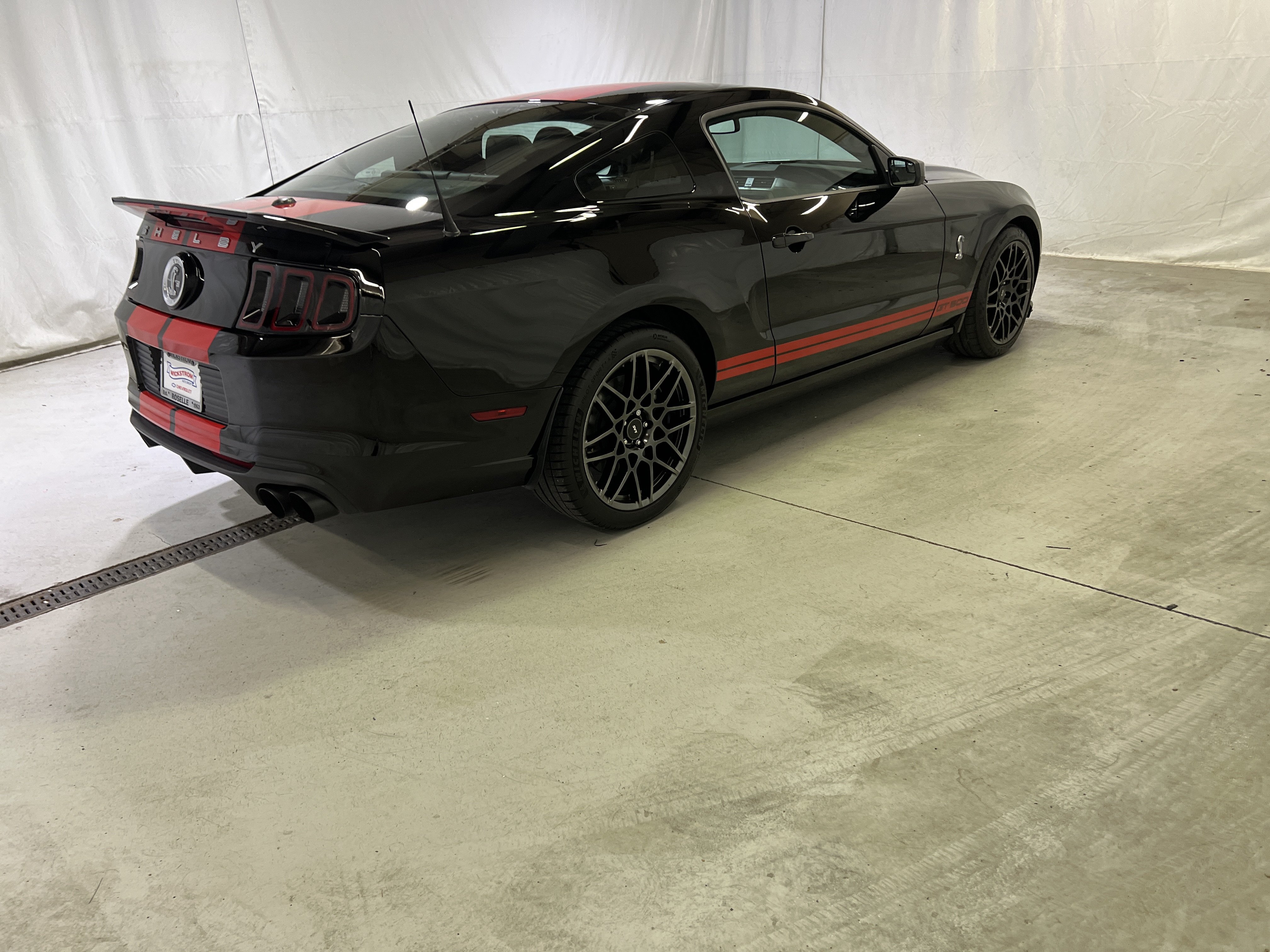 Used 2013 Ford Mustang Shelby GT500 RWD image 11