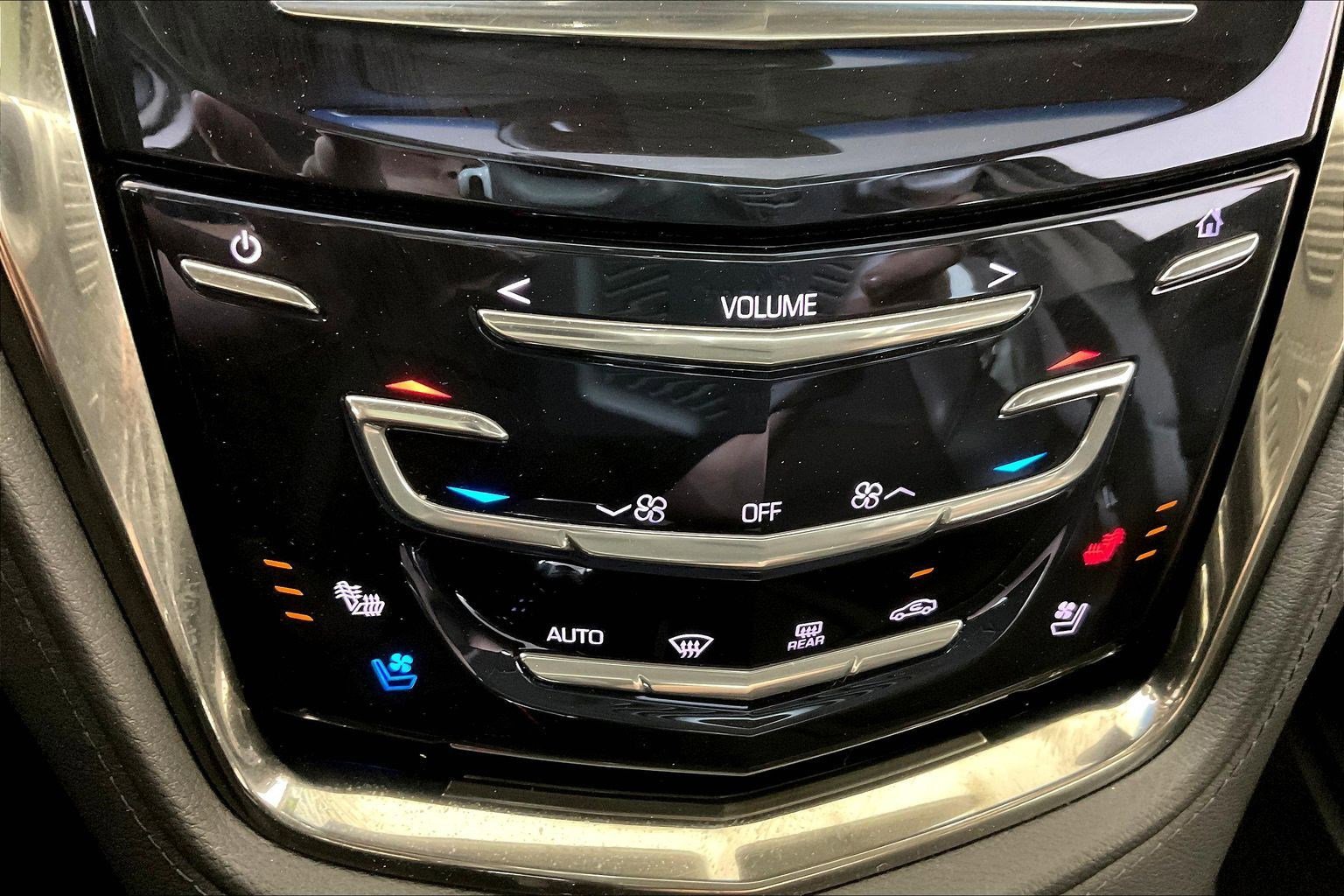Used 2018 Cadillac CTS Luxury RWD image 37