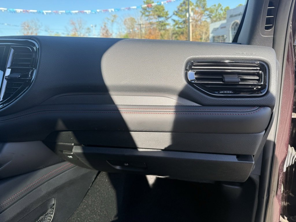 Used 2024 Dodge Durango GT image 34