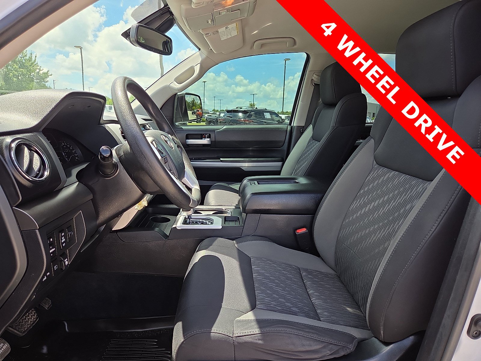 Used 2020 Toyota Tundra SR5 w/ SR5 Upgrade Package AWD/4WD image 15
