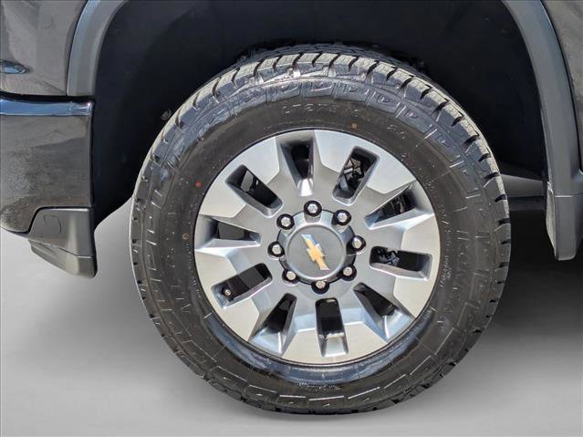 Used 2022 Chevrolet Silverado 2500 Custom w/ Custom Convenience Package RWD image 22