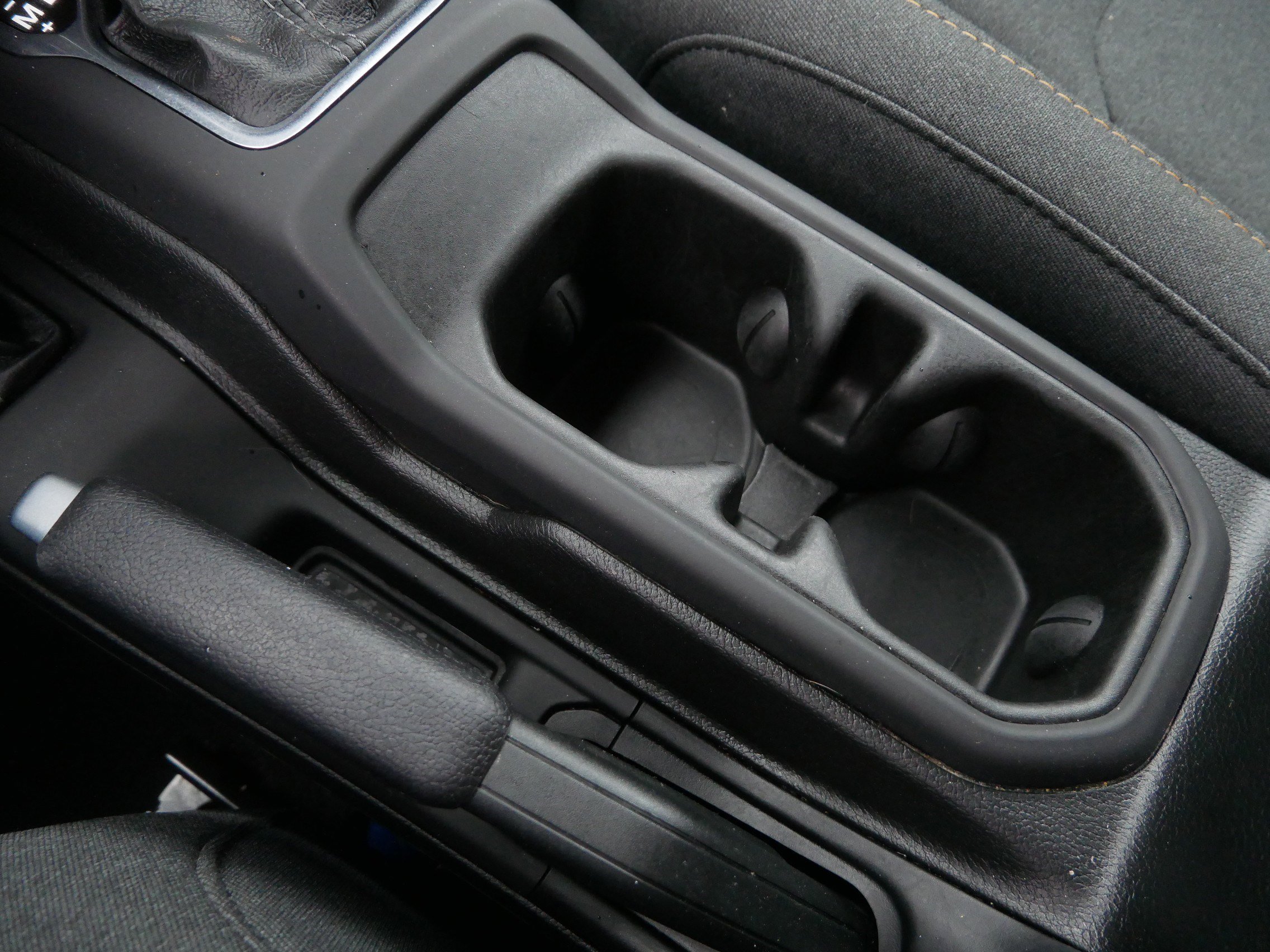 Used 2024 Jeep Wrangler Sport S image 27