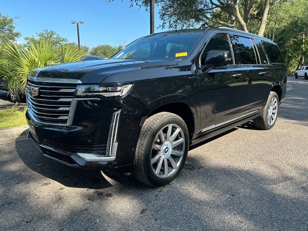 Certified 2023 Cadillac Escalade ESV Premium Luxury Platinum AWD/4WD image 2