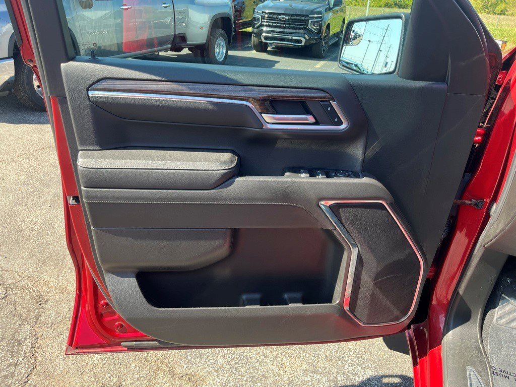 Certified 2023 Chevrolet Silverado 1500 RST image 8