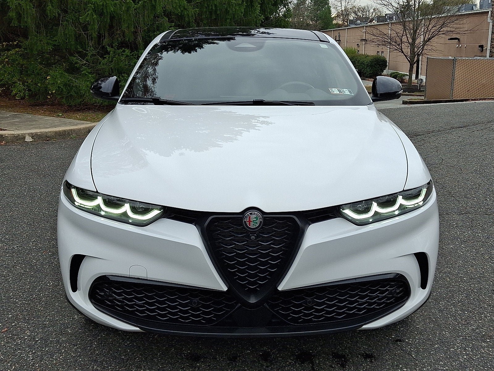 Used 2024 Alfa Romeo Tonale Veloce AWD/4WD image 2