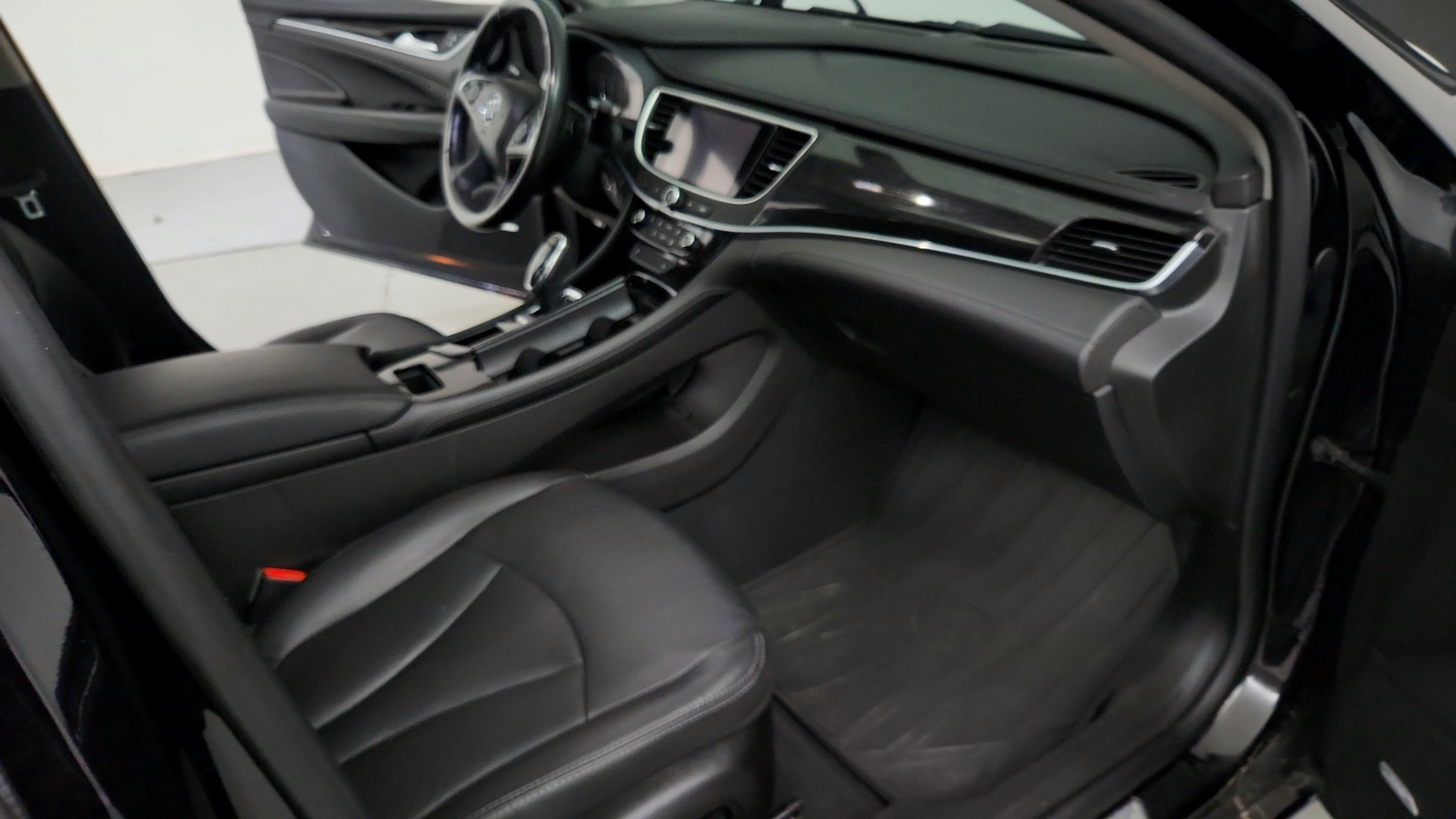 Used 2019 Buick LaCrosse Essence w/ Sun and Shade Package FWD image 20